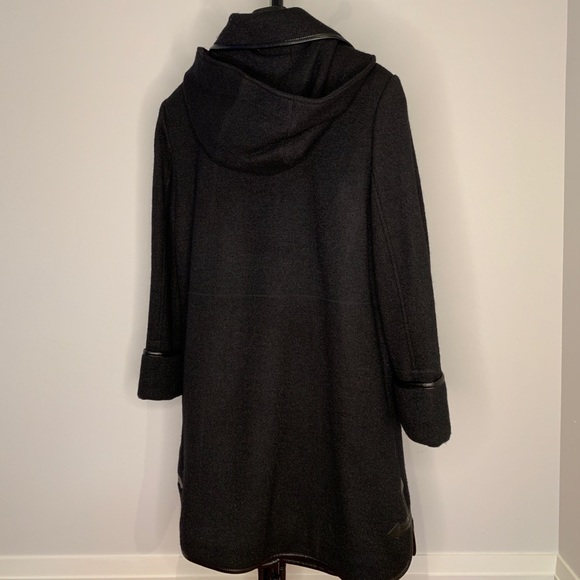 Niccolini Women’s Wool Coat - with removable hood - Picture 2 of 4